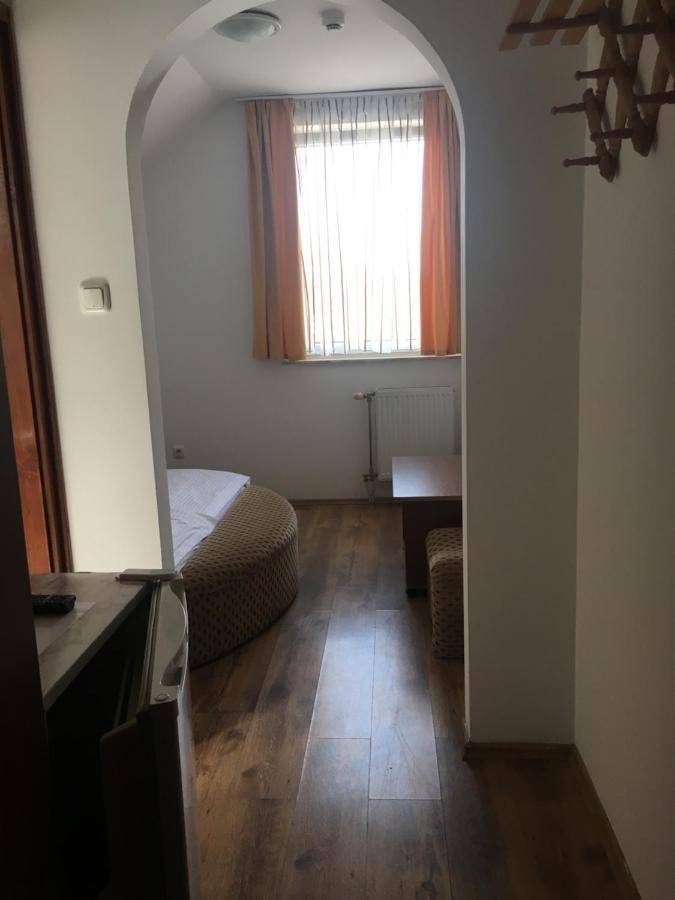 Naphaz Panzio Bed & Breakfast Tiszafüred Exterior foto